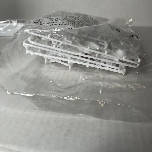 Revell Ford Bronco 1:25 Scale Plastic Model Kit Unbuilt Collector Car PARTS ONLY - Picture 12 of 13